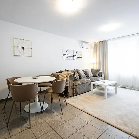 公寓 Lumiere 1br In The Heart Of 布加勒斯特