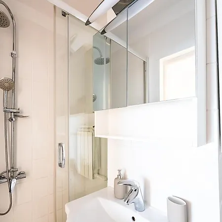 Lumiere 1br In The Heart Of * 布加勒斯特